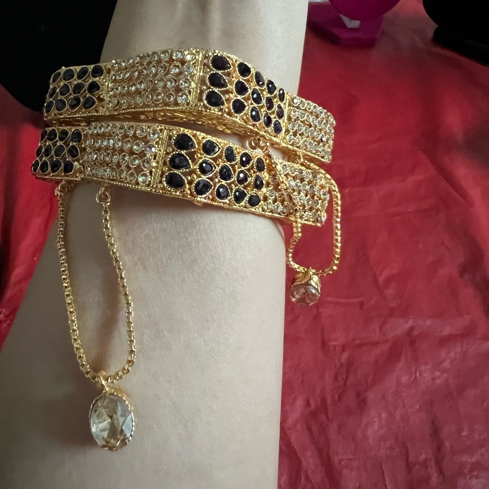 AD stone openable bangles - Picture 2 of 3